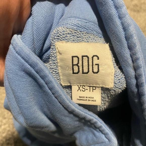 BDG Urban Outfitters Women’s XS Cropped Blue Sweatshirt 1/4 Zip Top - Picture 2 of 3